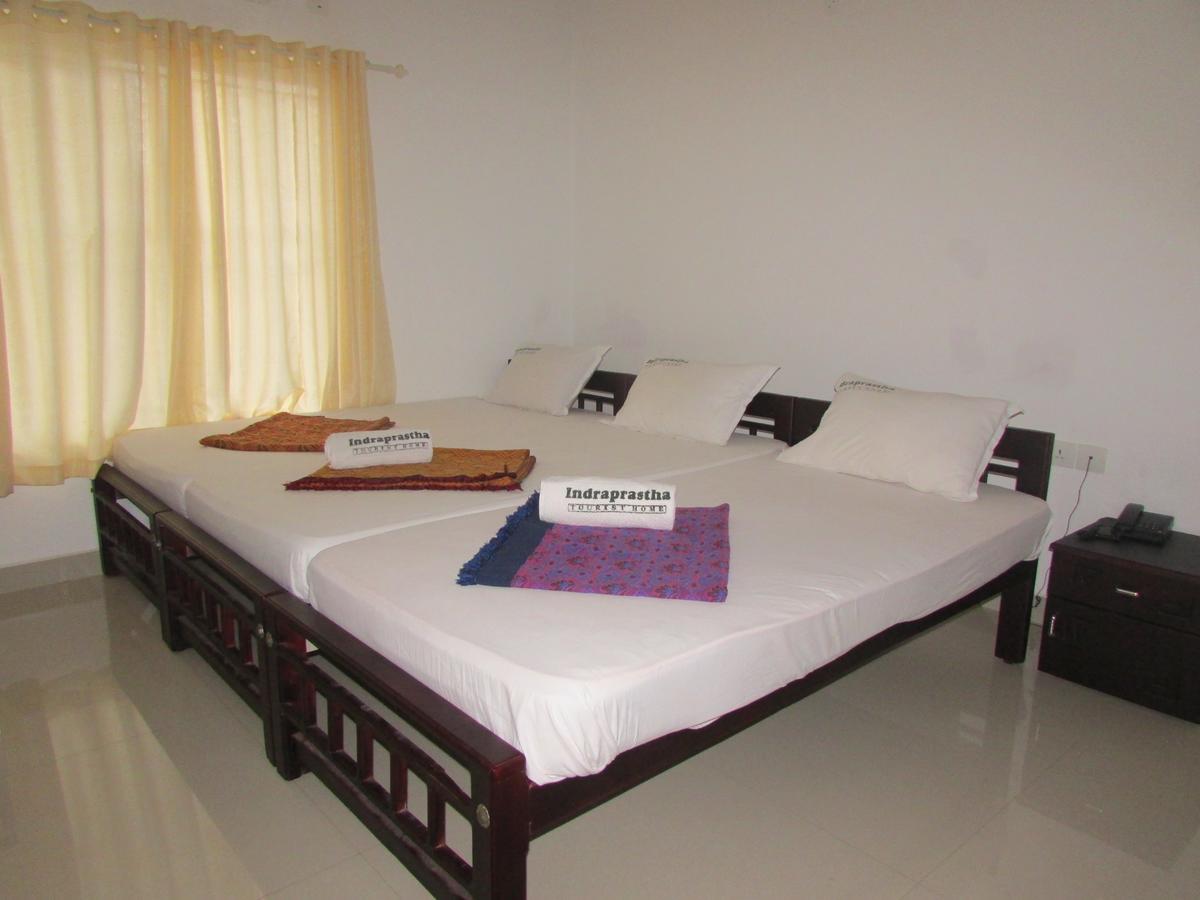 Indraprastha Tourist Home Chottanikara Екстериор снимка