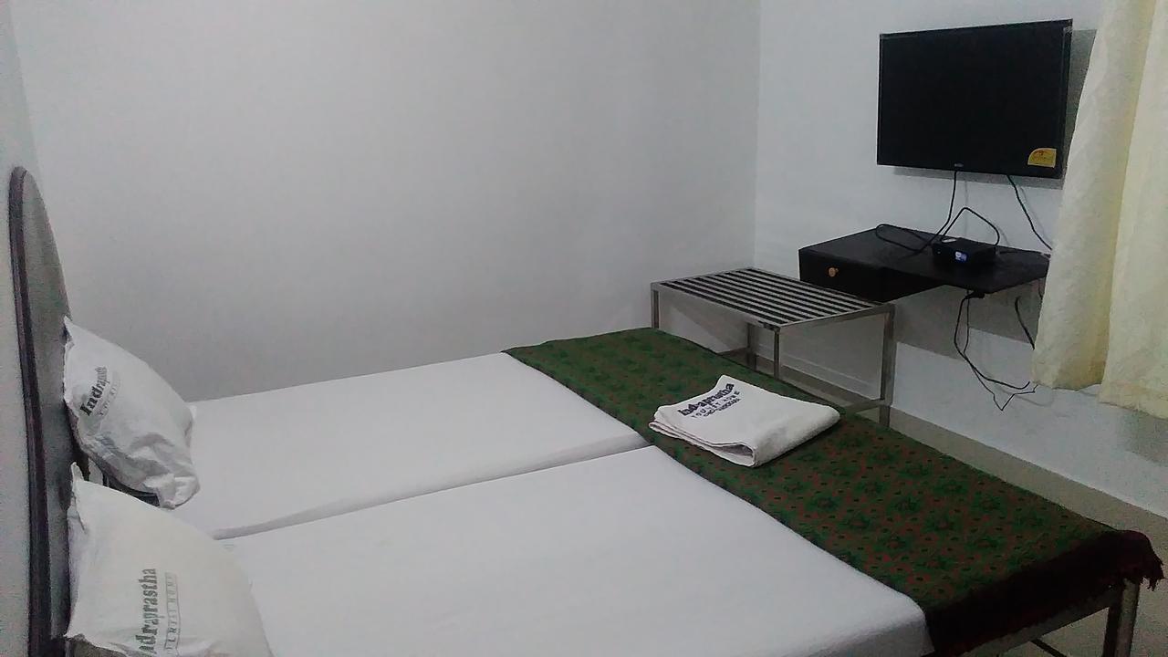 Indraprastha Tourist Home Chottanikara Екстериор снимка